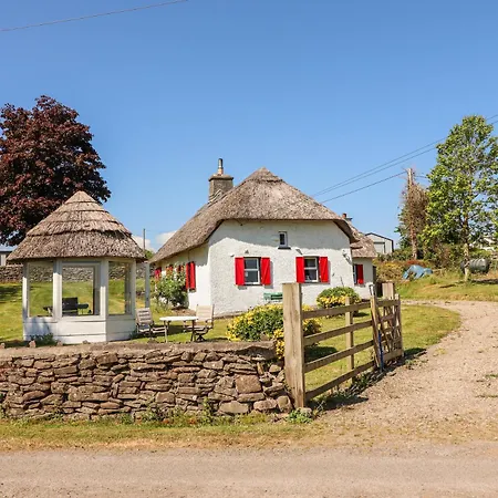 Nyaraló Rose Scarriff